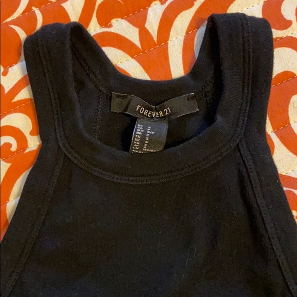 Black top - Picture 2 of 3